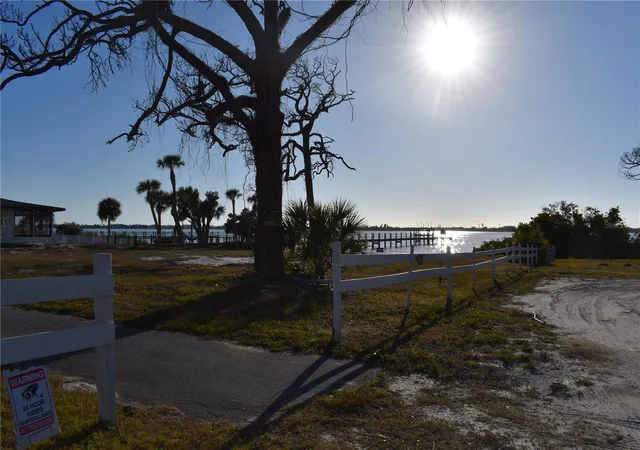 4th image of 175 W Bay St, Englewood, FL 34223 | MLS# N6142910