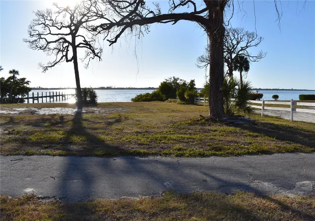 5th image of 175 W Bay St, Englewood, FL 34223 | MLS# N6142910