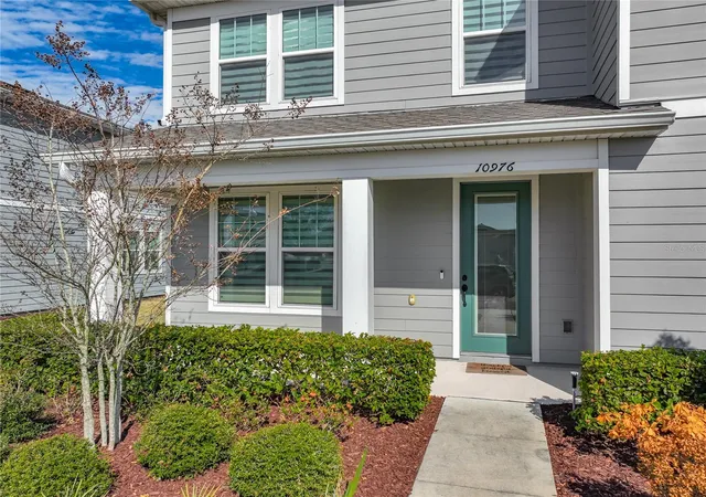 3rd image of 10976 Leafshore Loop, Orlando, FL 32829 | MLS# O6381459