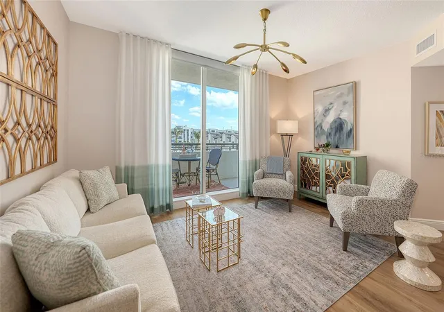 Photo 4 of Condo for sale at 800 N Tamiami Trl #312, Sarasota, FL 34236 | MLS# A4682076 | Listing updated on 2026-08-03