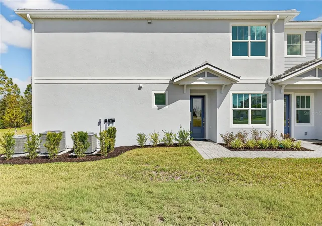 Photo 4 of Sale Pending at 17375 Moonflower Dr #101, Venice, FL 34293 | MLS# TB8475009 | Listing updated on 2026-09-21