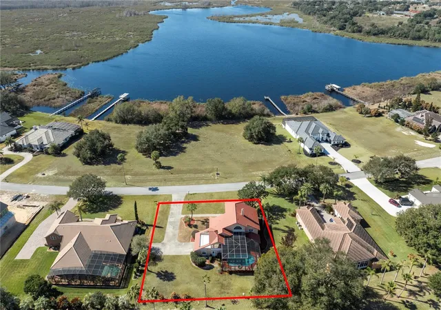 50th image of 16727 Royal Palm Dr, Groveland, FL 34736 | MLS# O6381494