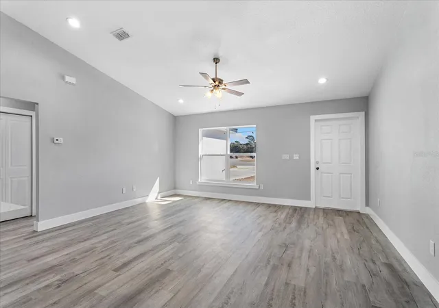 4th image of 5122 Pecan Rd, Ocala, FL 34472 | MLS# OM718562