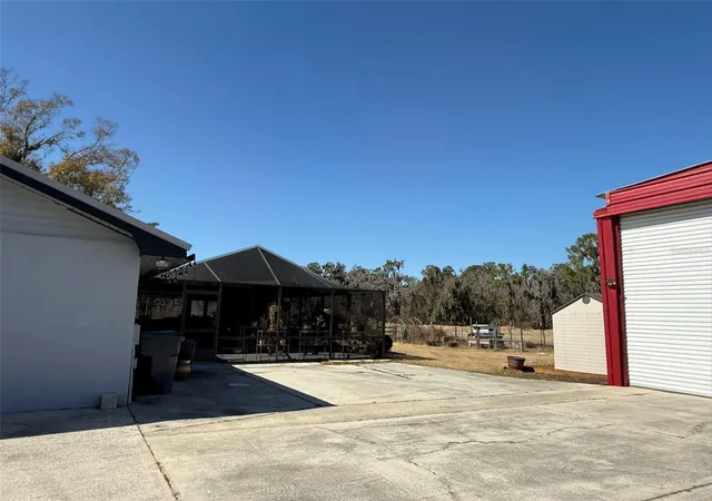 3rd image of 1815 Ewell Rd, Lakeland, FL 33811 | MLS# TB8475065