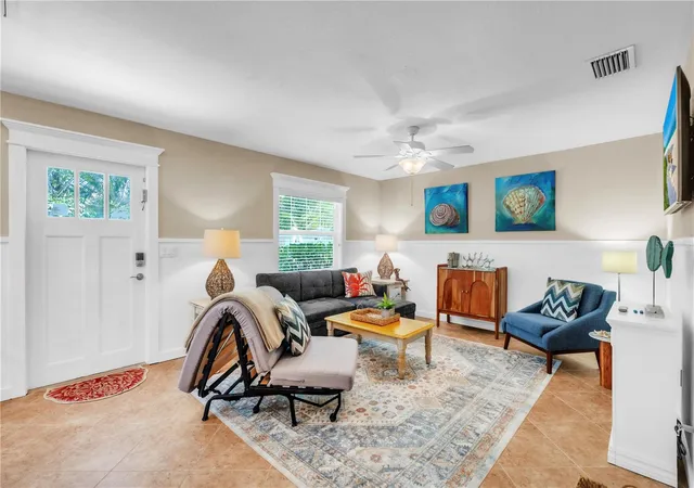 4th image of 205 Peacock Ln #A, Holmes Beach, FL 34217 | MLS# A4682104