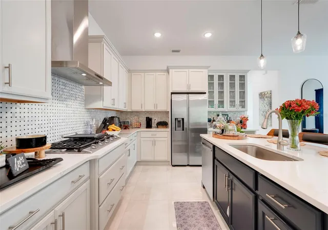 3rd image of 1990 Wallingford Loop, Mount Dora, FL 32757 | MLS# G5108039