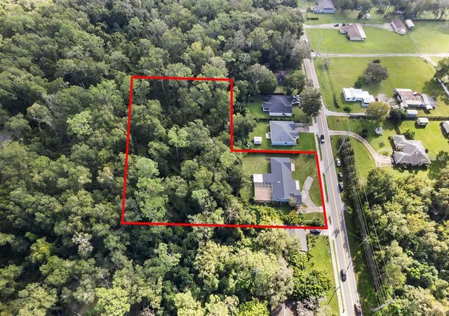 49th image of 1049 W New York Ave, Orange City, FL 32763 | MLS# V4947294