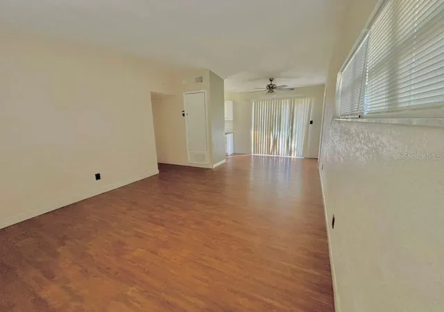 4th image of 4314 Silver Star Rd, Orlando, FL 32808 | MLS# O6381603
