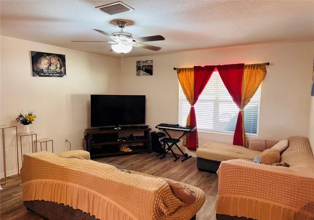 Photo 4 of Single family home for sale at 3783 SE 97th Lane, Belleview, FL 34420 | MLS# OM718574 | Listing updated on 2026-05-29