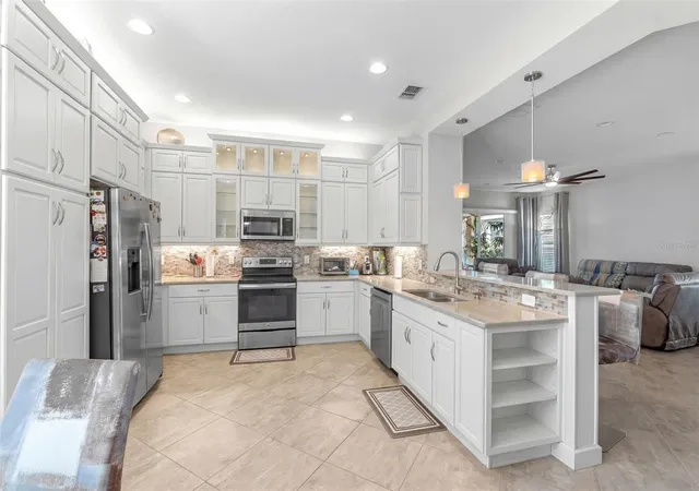 2nd image of 4912 Sandy Glen Wy, Wimauma, FL 33598 | MLS# A4682141