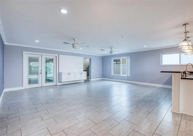 5th image of 6408 7Th Ave N, Saint Petersburg, FL 33710 | MLS# TB8475191