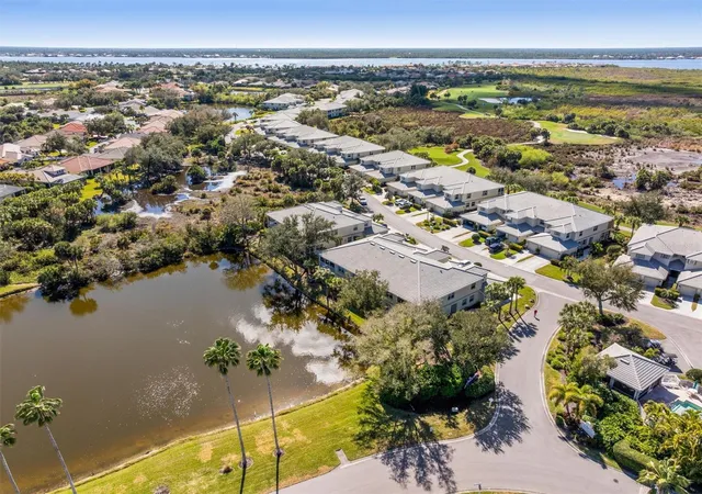 Listing Photo 2 - Condo for sale in building located at 3322 Grand Vis Ct, Port Charlotte, FL 33953 - Unit #203