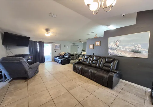 14th image of 18 Pine Course Loop, Ocala, FL 34472 | MLS# OM718592