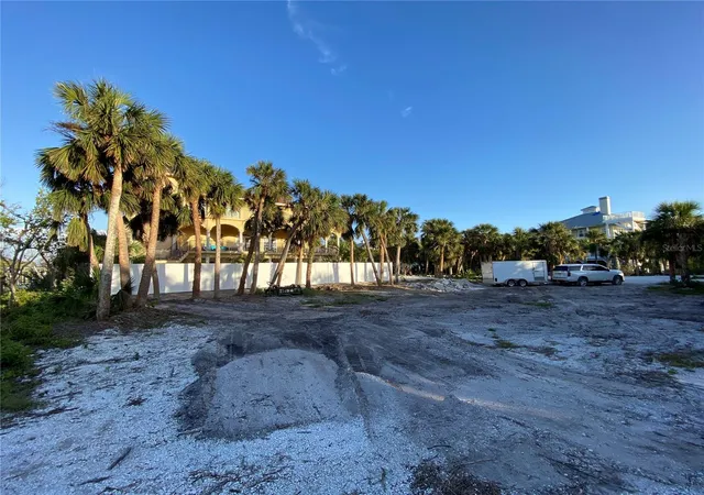 3rd image of 61 Palm Dr, Placida, FL 33946 | MLS# N6142918