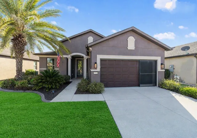 Photo 2 of Sale Pending at 7771 Sw 97th Circle, Ocala, FL 34481 | MLS# OM718598 | Listing updated on 2026-09-03