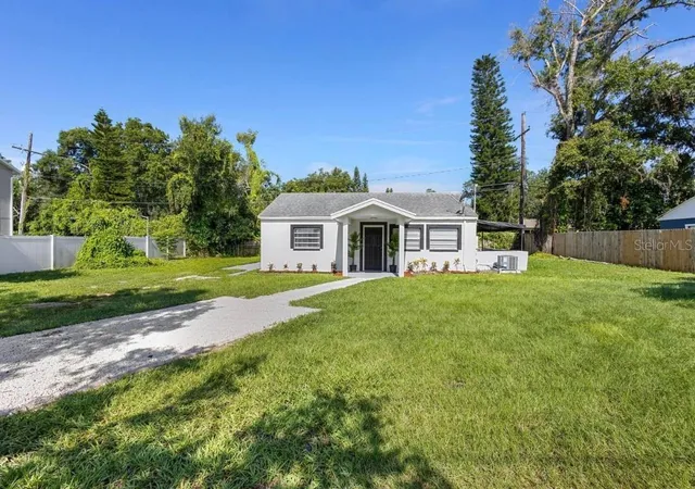 1st image of 2600 S Crystal Lake Dr, Orlando, FL 32806 | MLS# O6381679
