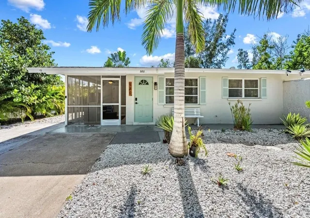 Photo 3 of Single family home for sale at 578 Companion Way, Longboat Key, FL 34228 | MLS# A4682186 | Listing updated on 2026-05-07