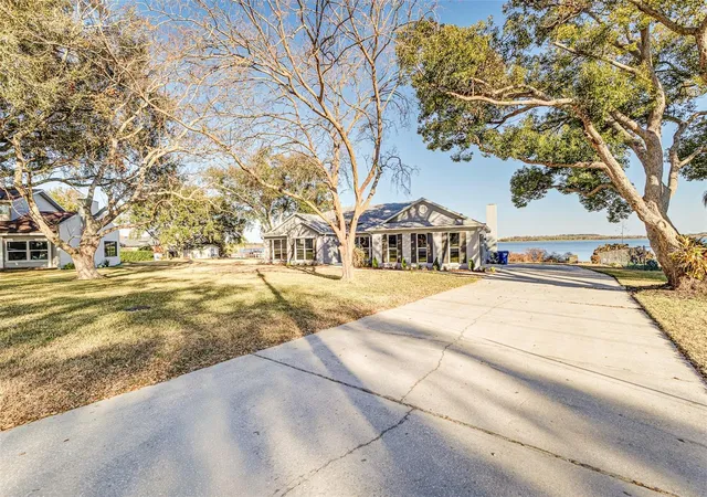 45th image of 411 Edgewater Dr, Polk City, FL 33868 | MLS# TB8475279