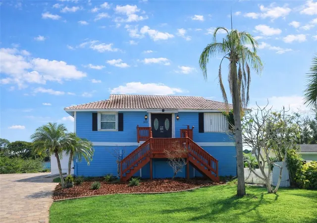 1st image of 303 Lagoon Dr, Palm Harbor, FL 34683 | MLS# TB8475281