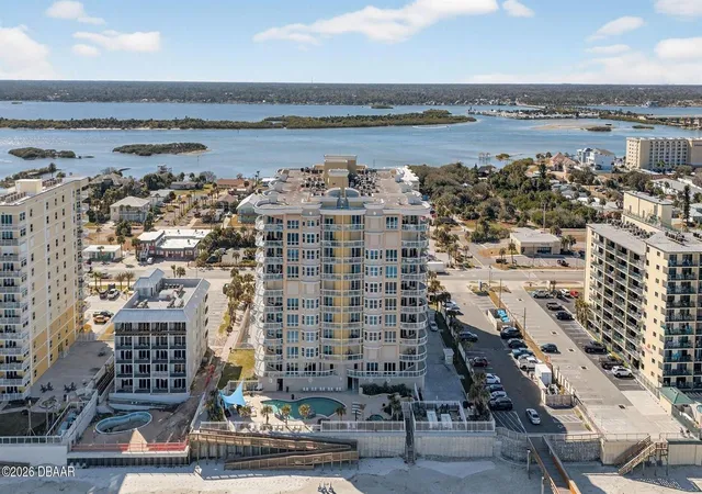 Homes for sale in Daytona Beach Shores, FL | 3703 S Atlantic Avenue, Daytona Beach Shores, FL 32118 | Houzeo