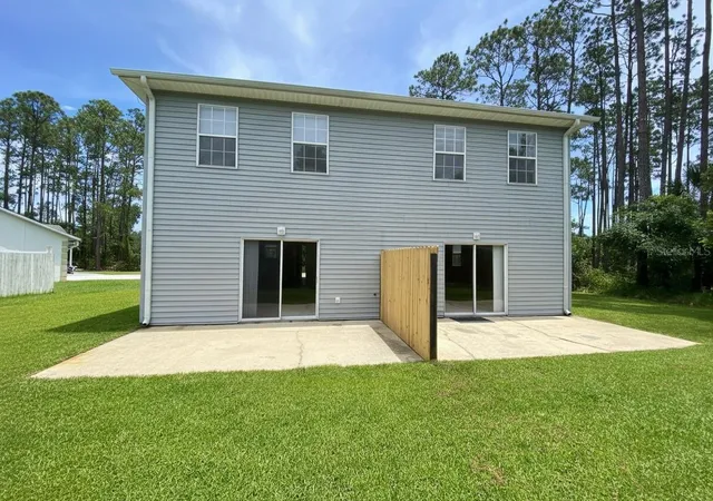 4th image of 23 Regent Ln, Palm Coast, FL 32164