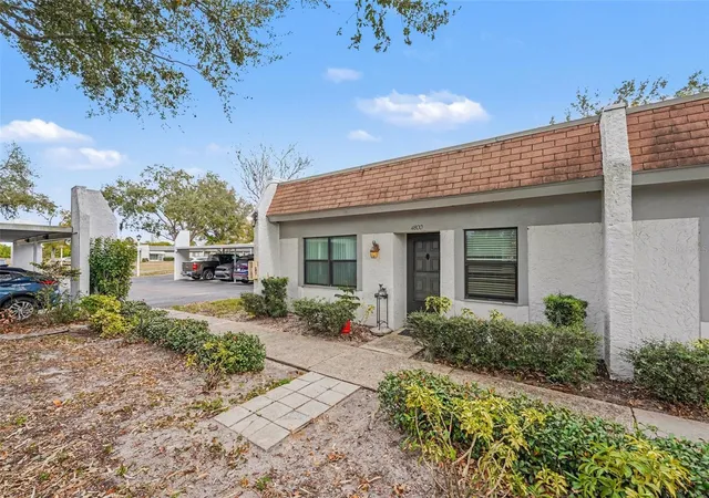Photo 2 of Single family home for sale at 4800 Lake Villa Dr, Clearwater, FL 33762 | MLS# TB8475321 | Listing updated on 2026-10-07