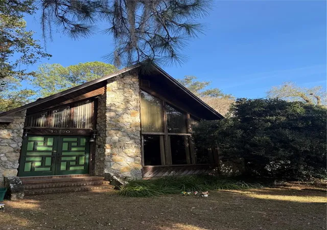 Photo 3 of Sale Pending at 14720 Nw 146 Avenue, Alachua, FL 32615 | MLS# GC537463 | Listing updated on 2026-07-03