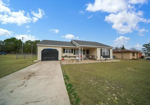Photo 2 of Single family home for sale at 544 Silver Crse Ct, Ocala, FL 34472 | MLS# OM718632 | Listing updated on 2026-09-13