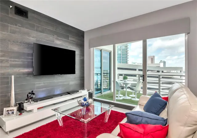 5th image of 449 S 12Th St #1006, Tampa, FL 33602 | MLS# TB8475385