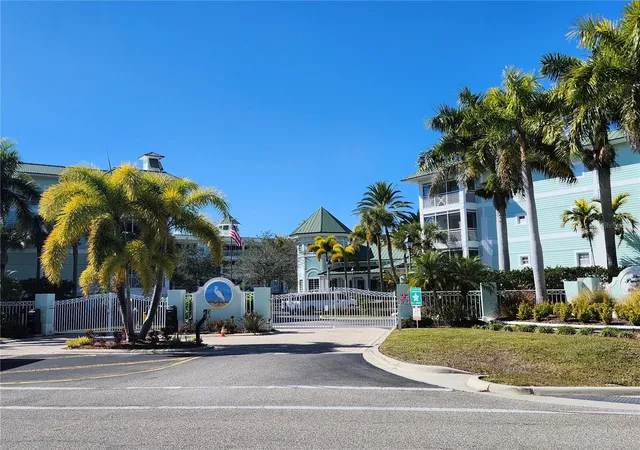3rd image of 5127 Melbourne St #F103, Punta Gorda, FL 33980 | MLS# C7521853