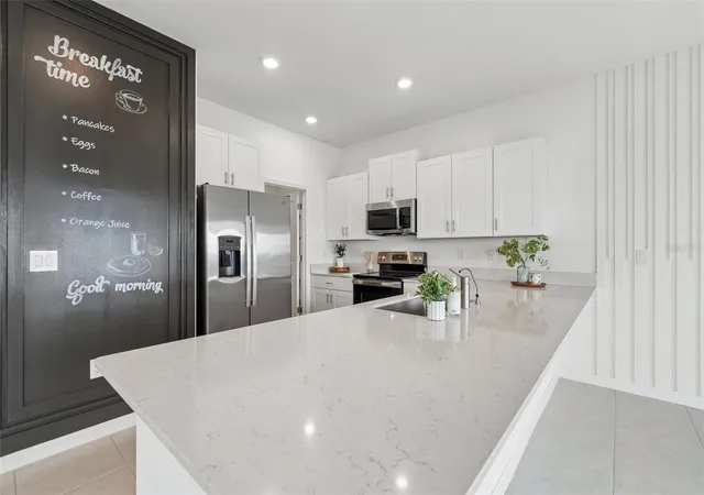 4th image of 32076 Pop Ash Pl, San Antonio, FL 33576 | MLS# TB8475431