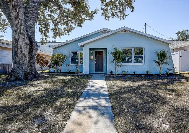 Photo 1 of Single family home for sale at 130 42nd Avenue N, Saint Petersburg, FL 33703 | MLS# TB8475469 | Listing updated on 2026-09-26