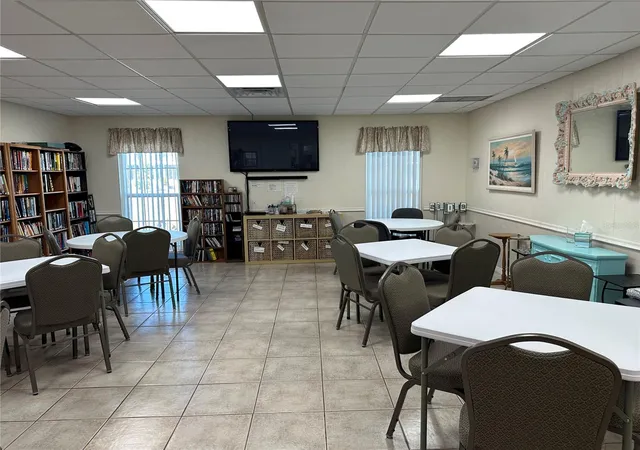 2nd image of 5619 Bayshore Rd, PALMETTO, FL 34221