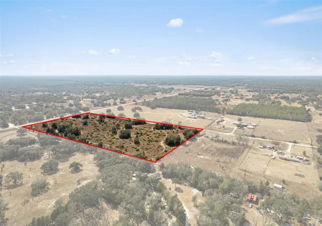3rd image of 6725 S Rainbow Pt, Homosassa, FL 34446 | MLS# OM718653