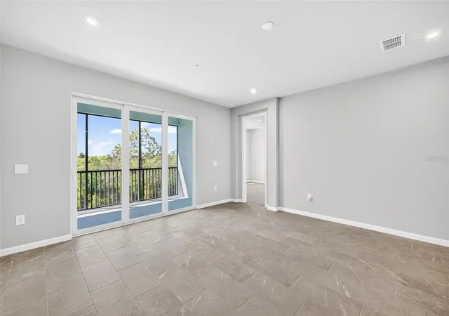5th image of 17375 Moonflower Dr #202, Venice, FL 34293 | MLS# TB8475589