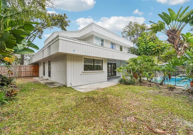 38th image of 4218 Water Oaks Ln, Tampa, FL 33618 | MLS# TB8475642