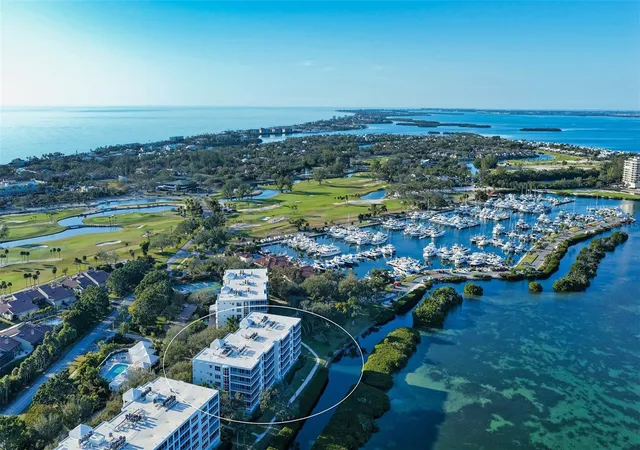 3rd image of 2450 Harbourside Dr #234, Longboat Key, FL 34228 | MLS# A4682324