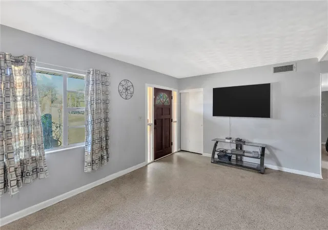 Photo 4 of Single family home for sale at 310 Kenmore Rd, Brandon, FL 33511 | MLS# TB8475655 | Listing updated on 2026-10-02