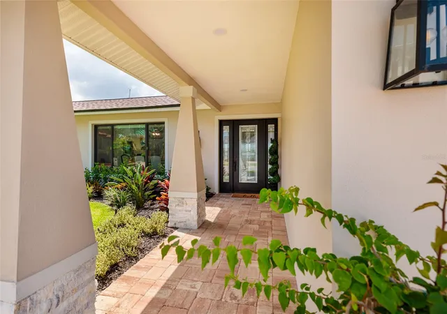 5th image of 825 116Th Ave, Treasure Island, FL 33706 | MLS# TB8475668