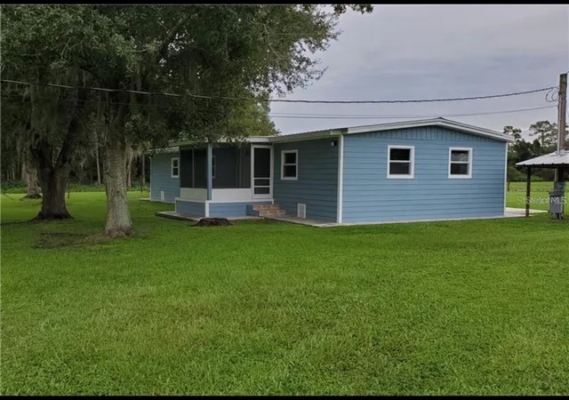 Photo 3 of Manufactured home for sale at 3215 Tucker Ave, Saint Cloud, FL 34772 | MLS# S5143755 | Listing updated on 2026-02-13