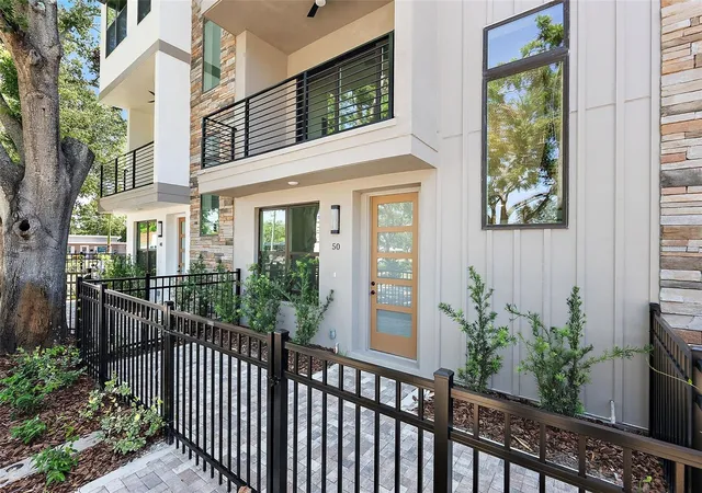 Photo 3 of Townhouse for sale at 50 64th Street S, Saint Petersburg, FL 33707 | MLS# TB8475683 | Listing updated on 2026-06-22