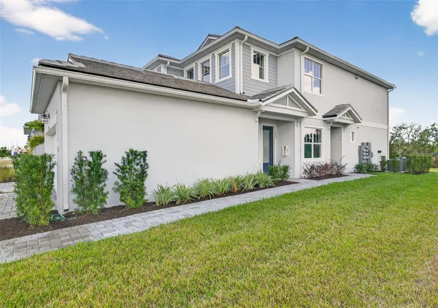 4th image of 17375 Moonflower Dr, VENICE, FL 34293
