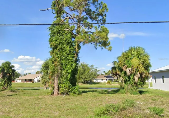 Photo 1 of Land for sale at 835 Rotonda Cir, Rotonda West, FL 33947 | MLS# O6382060 | Listing updated on 2026-05-22