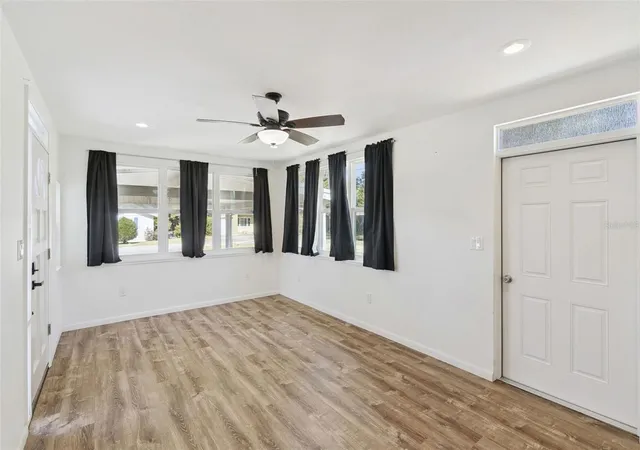 Photo 3 of Single family home for sale at 822 Poinsettia Dr, Eustis, FL 32726 | MLS# O6382121 | Listing updated on 2026-09-16