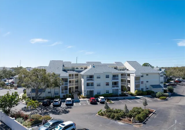 Condo for sale at 6931 Stones Throw Cir N #5302, ST PETERSBURG, FL 33710 | MLS# TB8475800