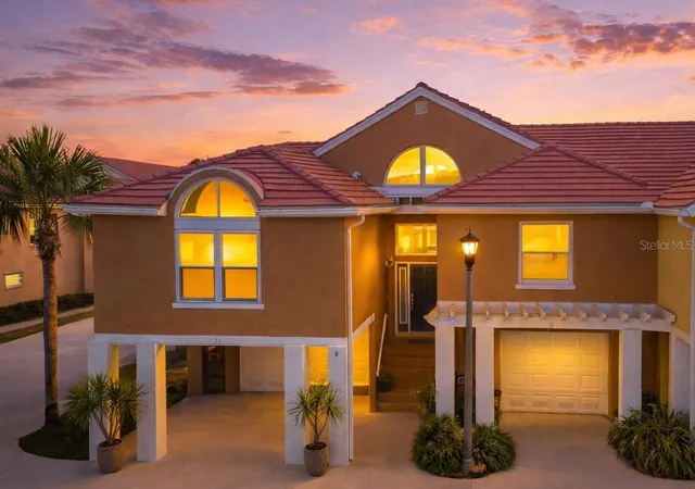 Townhouse for sale at 21 Crescent Pl S, Saint Petersburg, FL 33711 | MLS# TB8475820