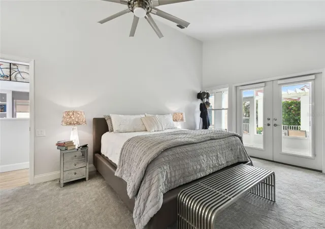 Photo 3 of Townhouse for sale at 21 Crescent Pl S, Saint Petersburg, FL 33711 | MLS# TB8475820 | Listing updated on 2026-09-23