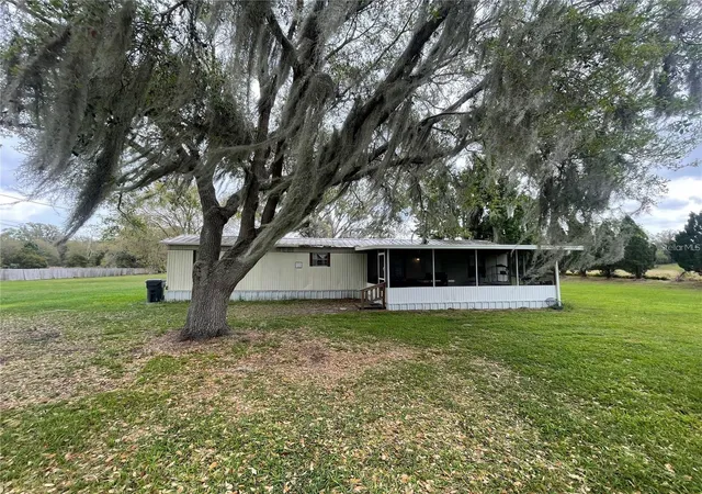 Listing Photo 2 - Condo for sale in building located at 4385 Dietz Rd, BARTOW, FL 33830 - Unit #