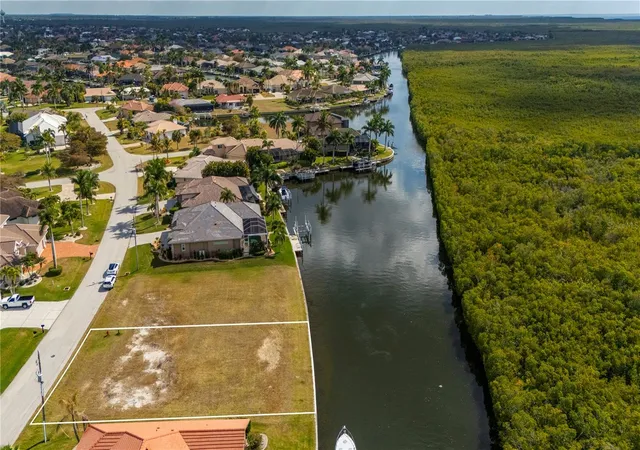 4th image of 3731 Candia Dr, Punta Gorda, FL 33950 | MLS# C7521898