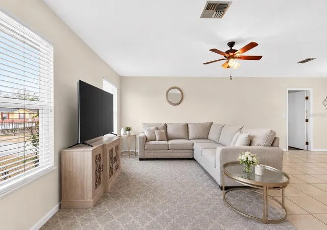 Photo 3 of Single family home for sale at 8810 SE 88th Place, Ocala, FL 34472 | MLS# OM718751 | Listing updated on 2026-08-04